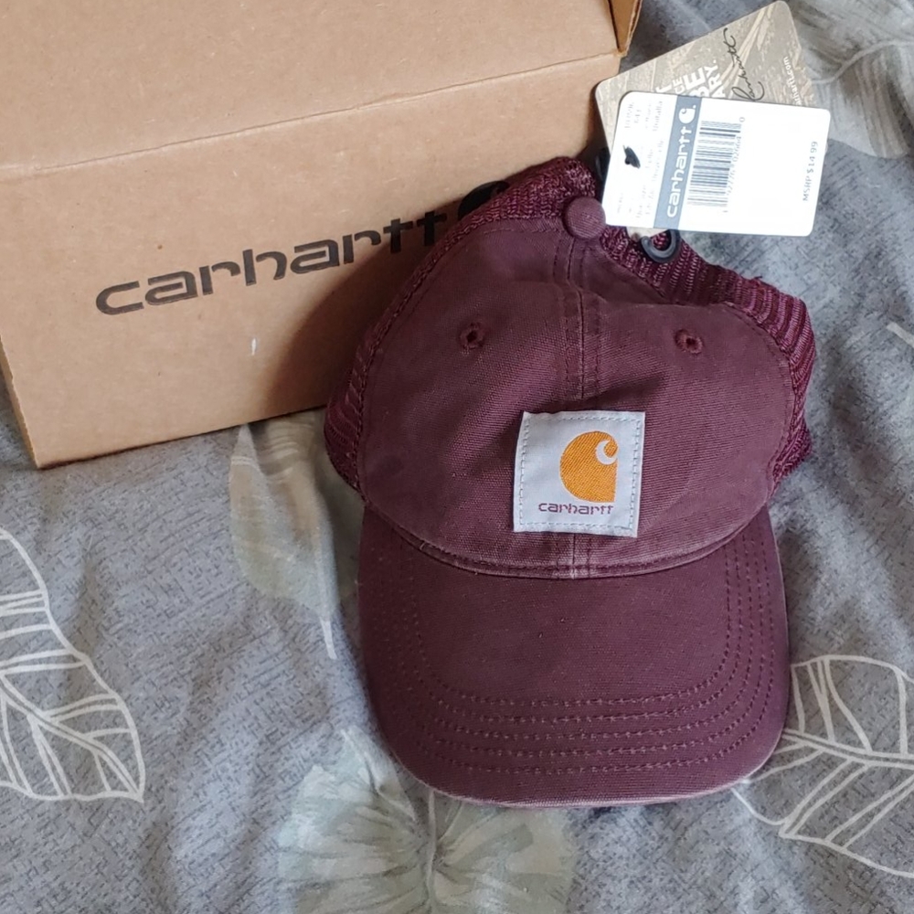 Maroon Carhartt snapback